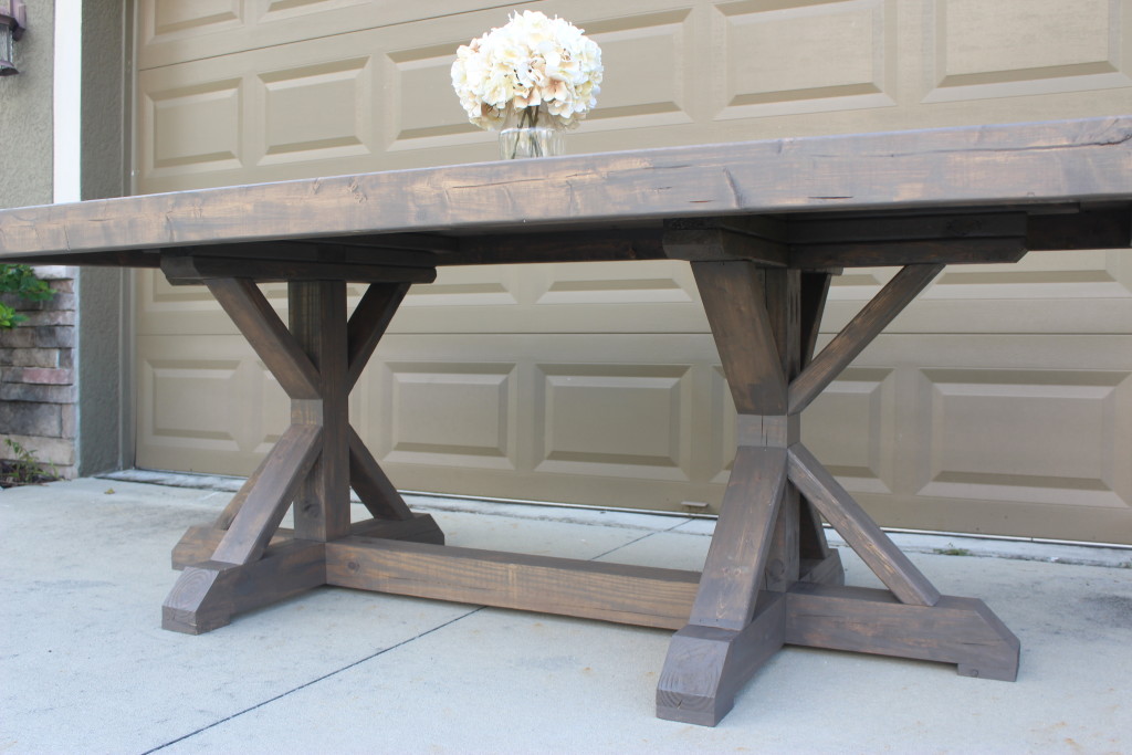 Farmhouse Table Build - Frills and Drills