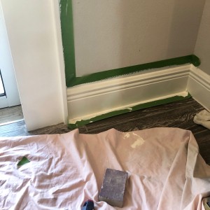 DIY_sliding_door_trim_painting