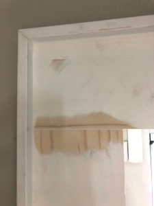 DIY_sliding_door_trim_wood_filler